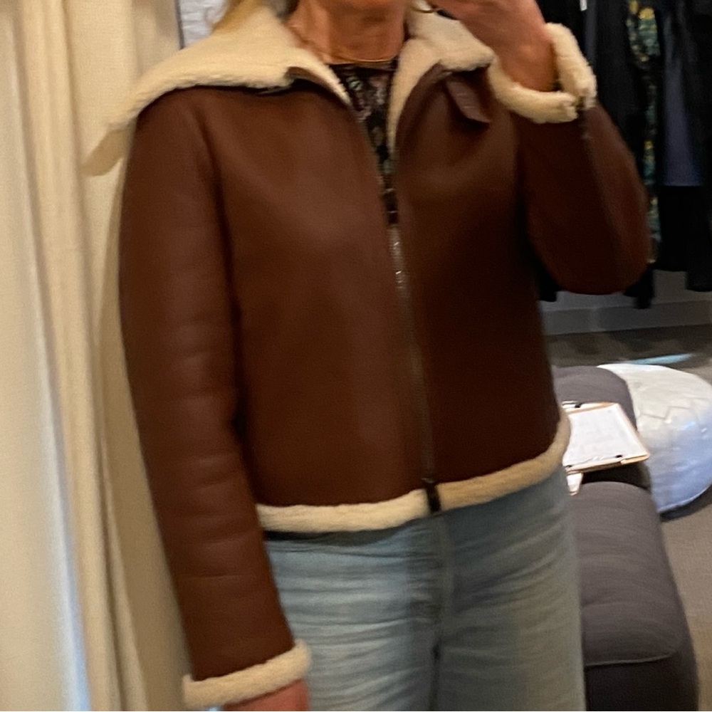 Theory Sedona Relax Shearling Moto Lamb's Leather Wide Collar Zip-Up Jacket - Picture 7 of 9